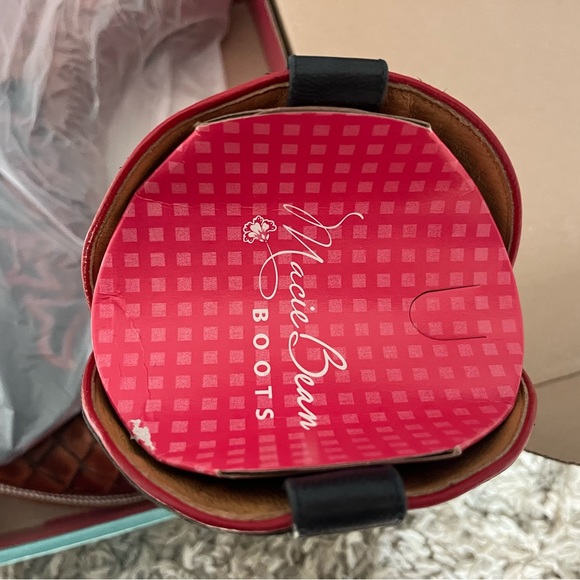 Macie Bean “When you Fish Upon a Upon a Star”. - Picture 2 of 3